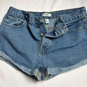 “FOREVER 21” button up high waisted denim shorts
